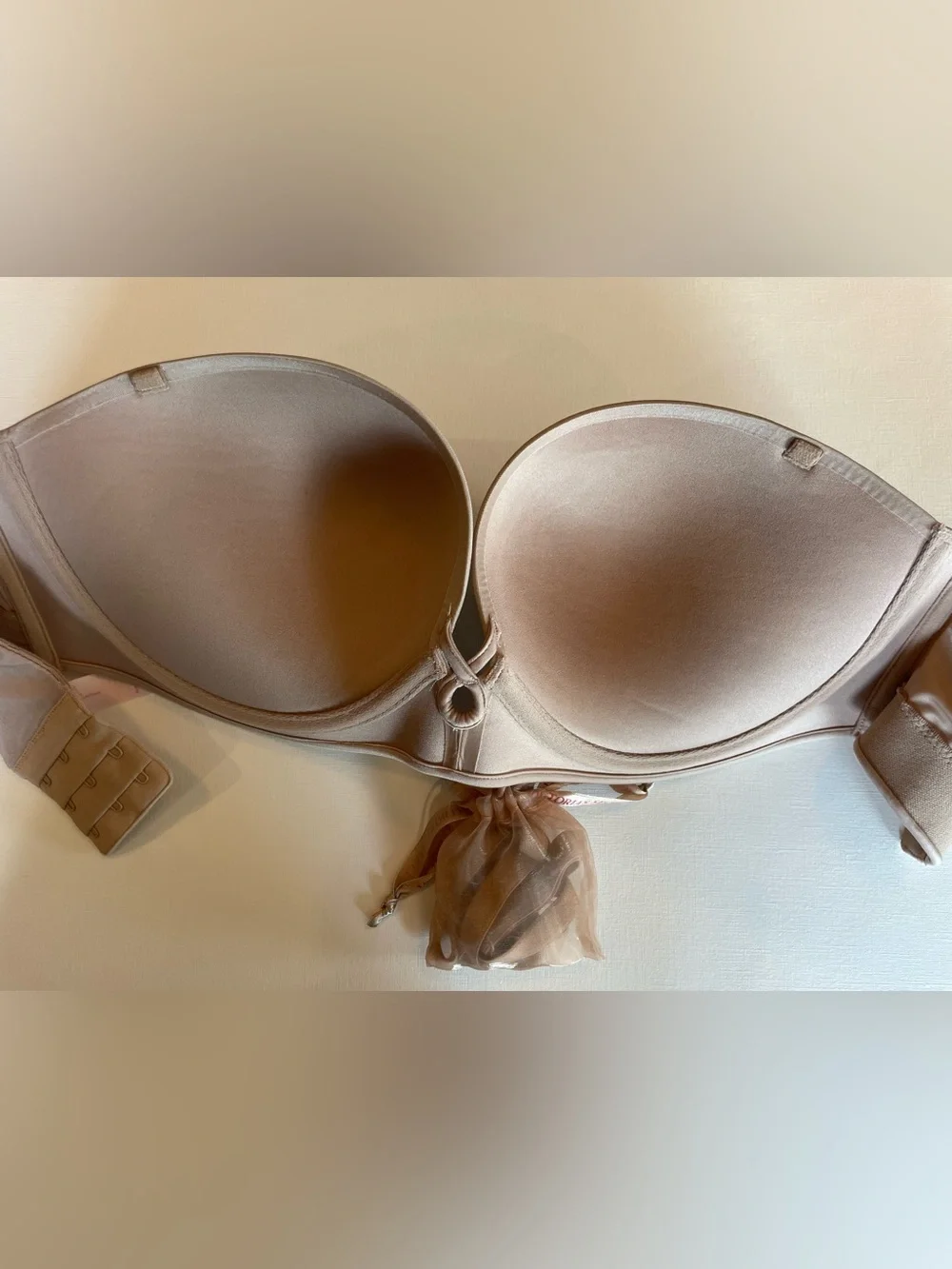 New Victoria's Secret bombshell Strapless Push-Up Bandeau in Nude 34DD